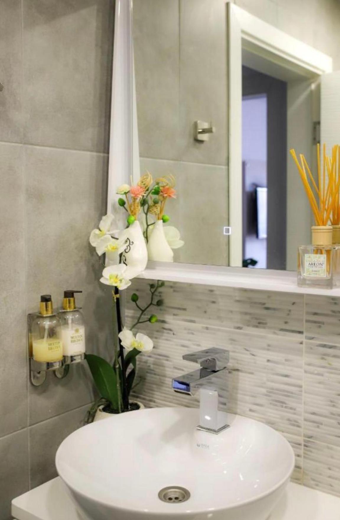 Luxury Apartment Rich 3 فيلينغراد المظهر الخارجي الصورة